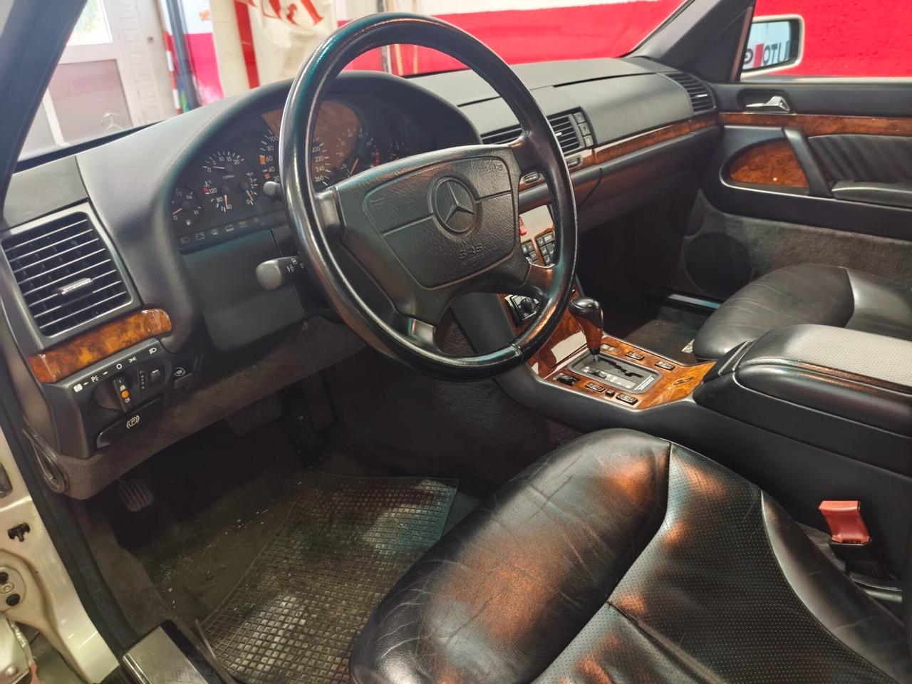 Mercedes-benz S 300 SE 3.2 cat