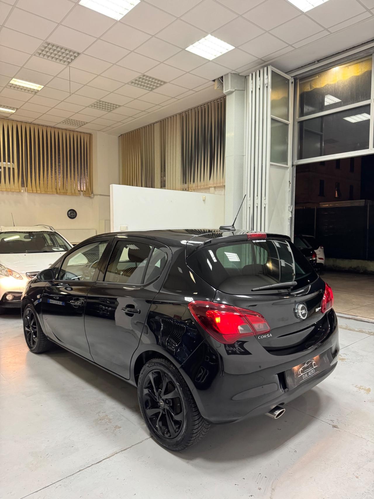 Opel Corsa 1.4 90CV GPL Tech 5 porte Innovation