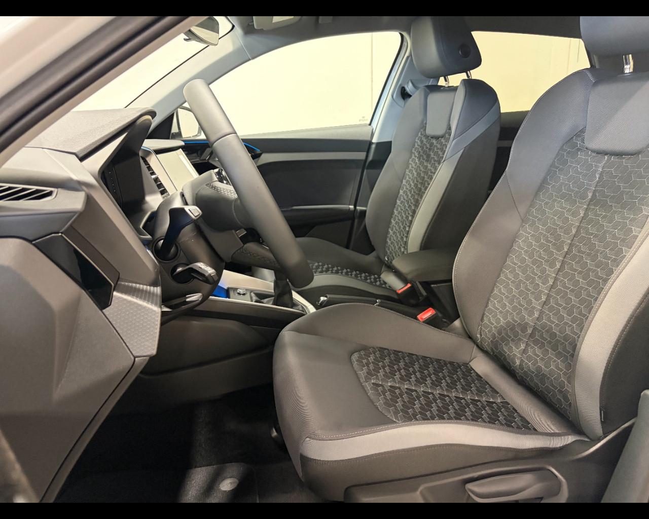 AUDI A1 SPORTBACK 30 TFSI S-TRONIC S LINE EDITION