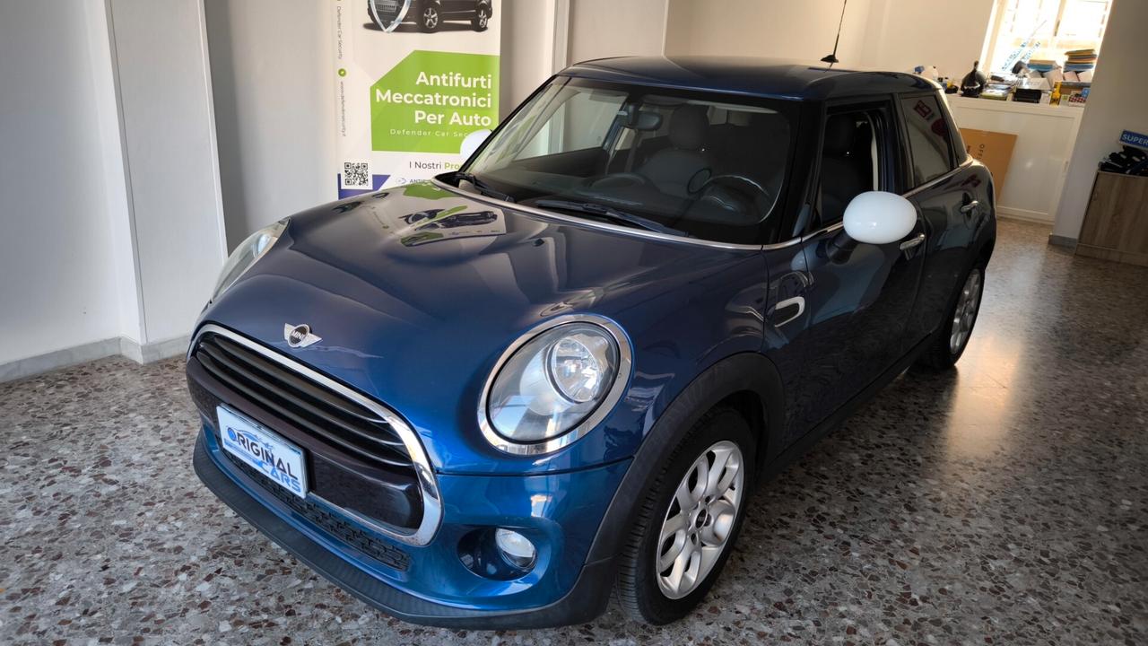 Mini 1.5 Cooper D Business 5 porte