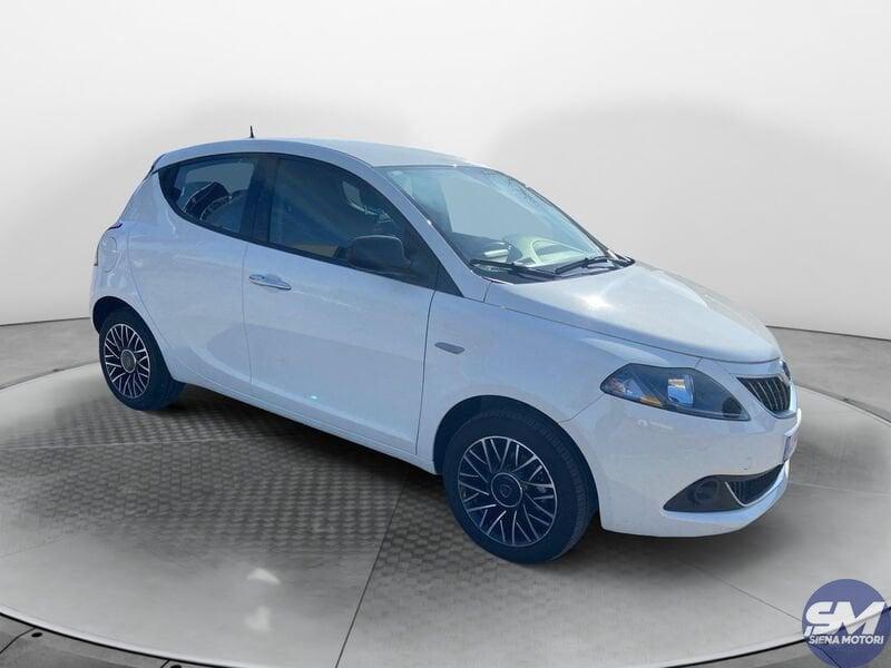 Lancia Ypsilon 1.0 FireFly 5 porte S&S Hybrid Platino