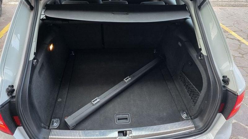 Audi A4 A4 Avant 2.0 TDI 120 CV Business Plus NAVI MMI LED XENO PDC CRUISE