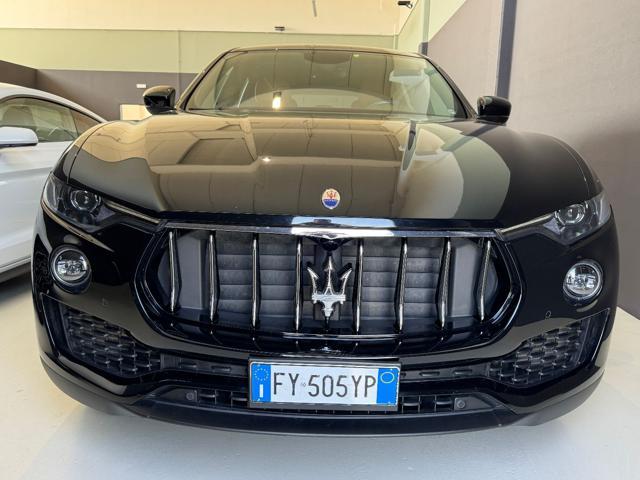 MASERATI Levante V6 Diesel 275 CV AWD Gransport CERCHI 21"