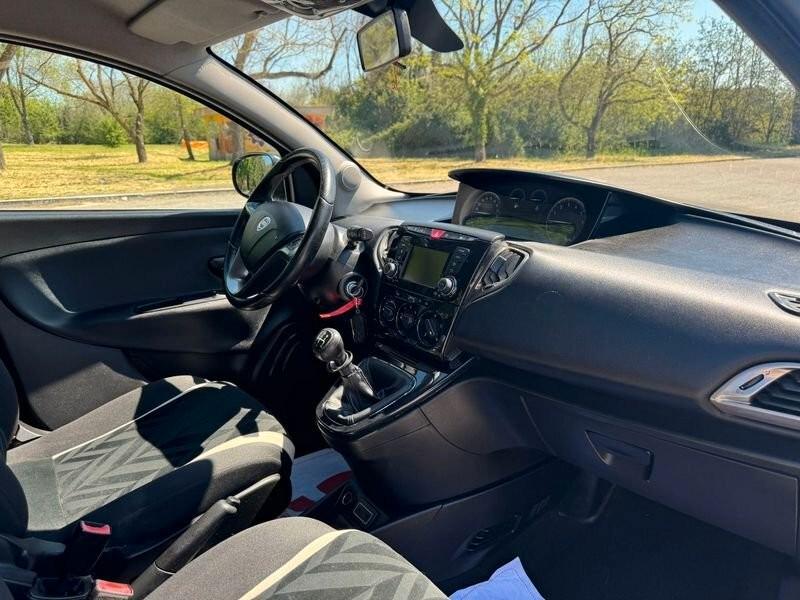 Lancia Ypsilon 1.2 69 CV 5 porte Gold - PREZZO REALE