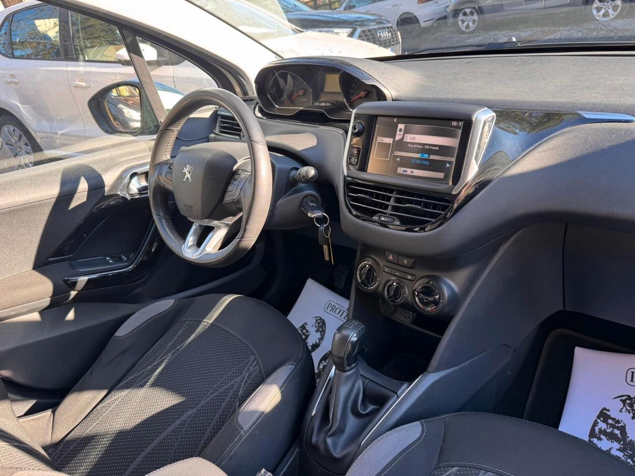 Peugeot 208 1.2 VTi 82 CV 5porte Allure GARANZIA 1 ANNO