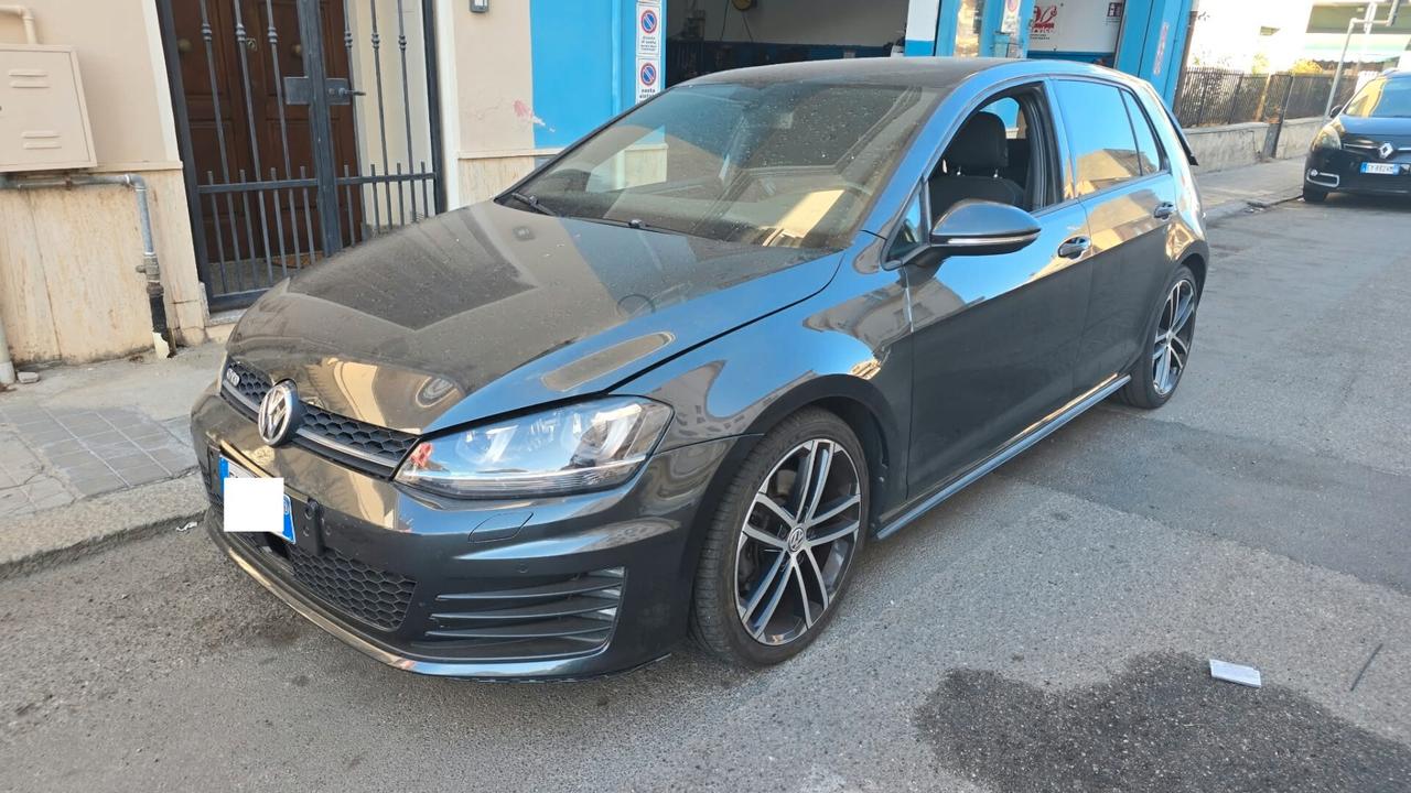 Volkswagen Golf GTD 2.0 TDI 5p. BMT-2013