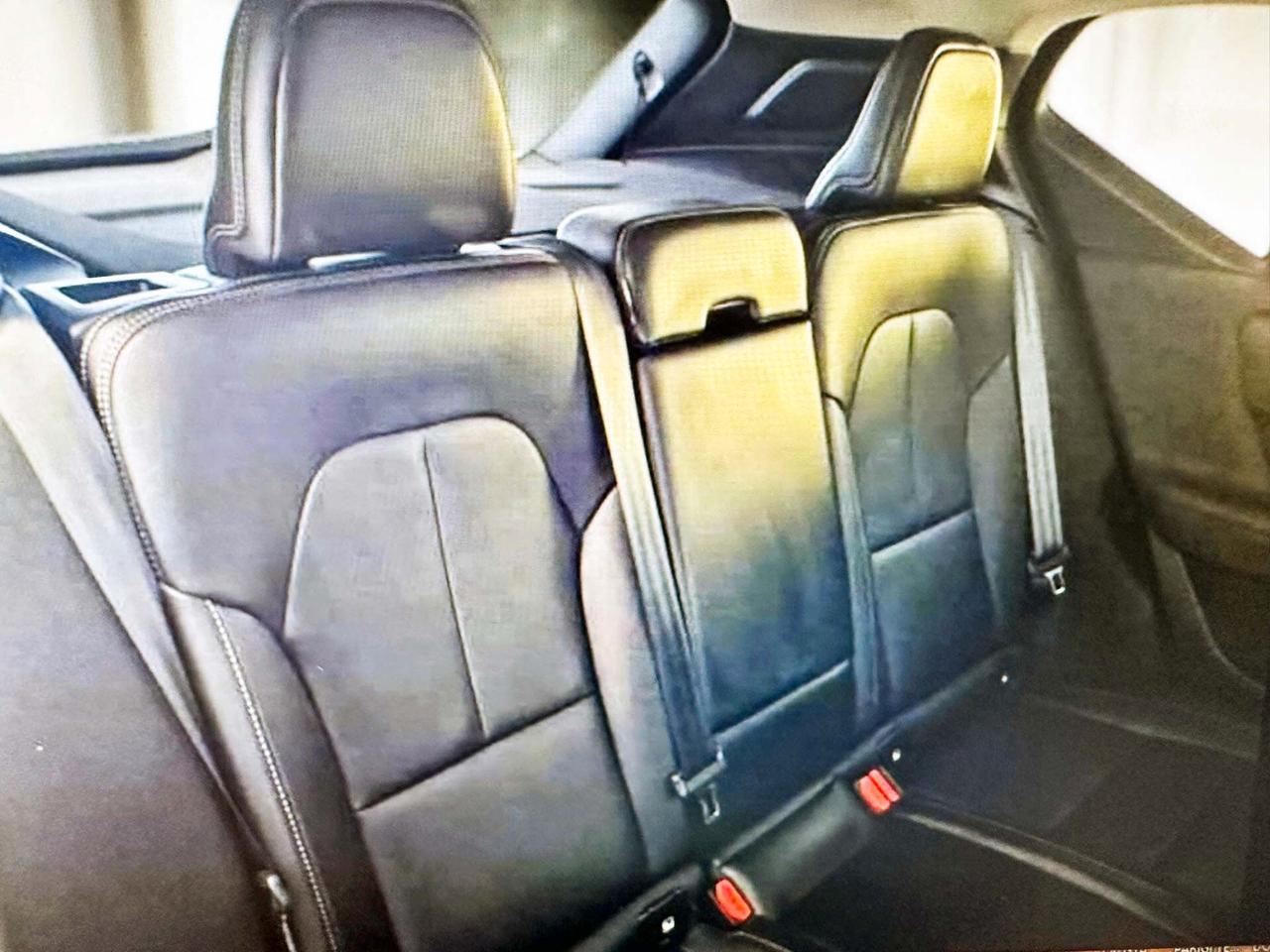 Volvo XC40 T5 Plug-in Hybrid Inscription Expression Tetto Apribile Interni in Pelle Unicopro. Fatturaabile