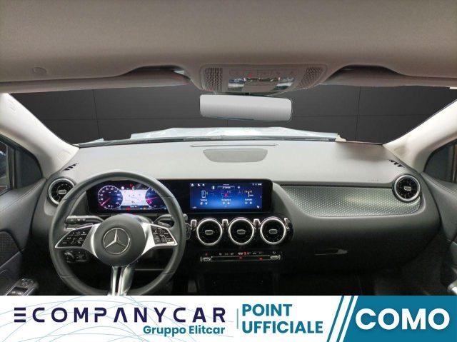 MERCEDES-BENZ GLA 200 Automatic Progressive Advanced