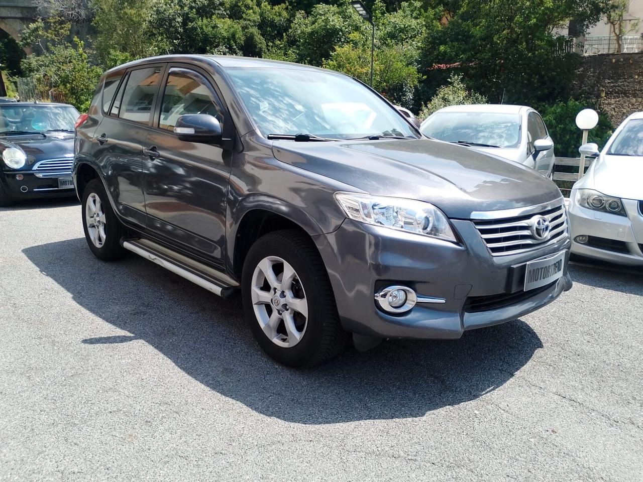 Toyota RAV 4 RAV4 2.2 D-CAT A/T 4WD Lounge