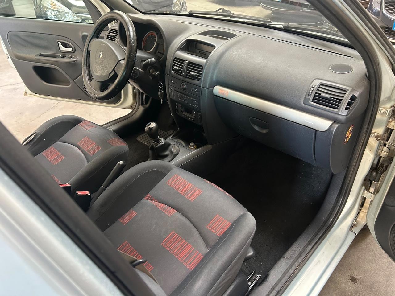 Renault Clio Nokia 1.2 benzina 75cv