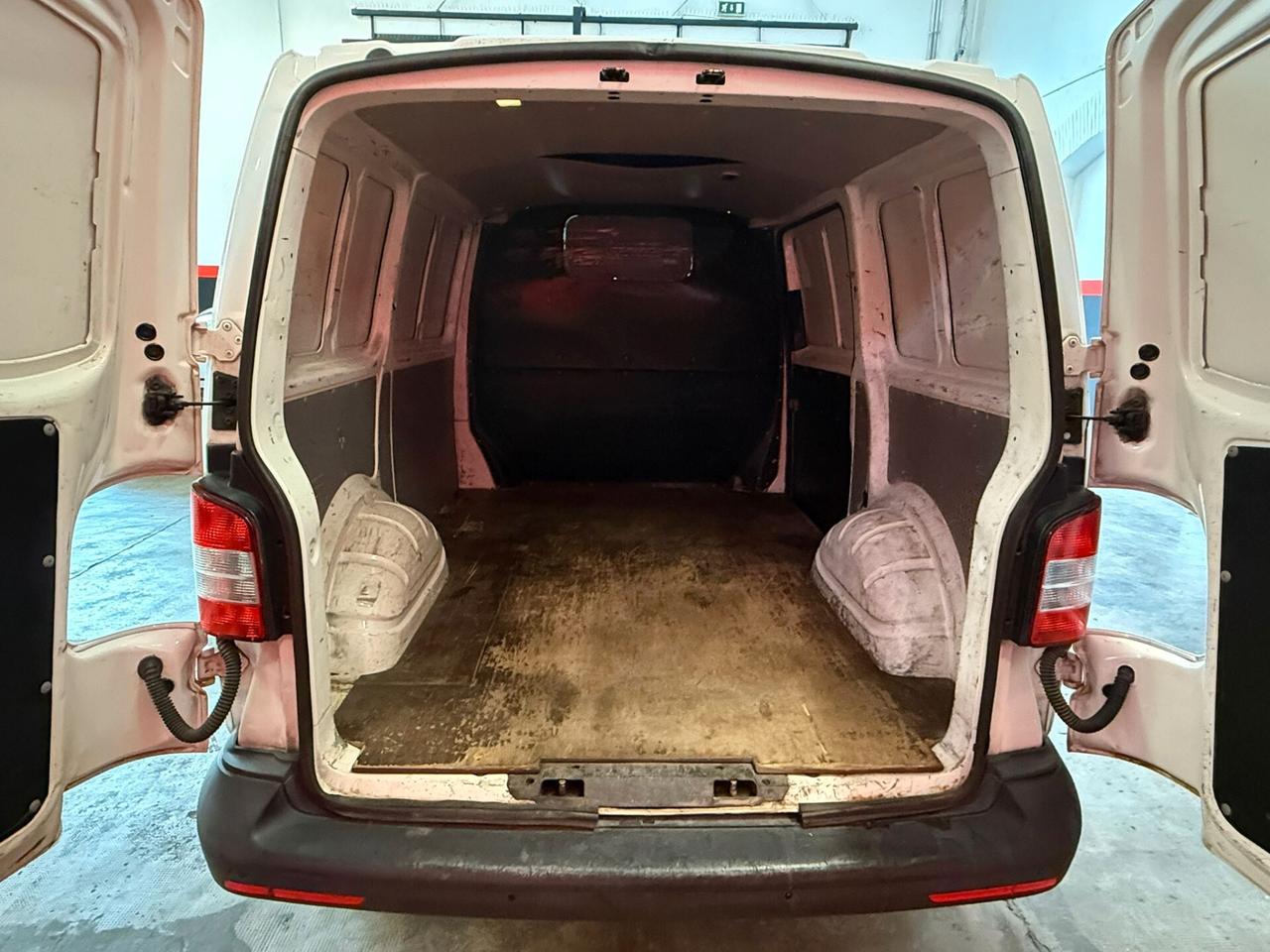 Volkswagen Transporter T5 2.0 TDI 102 CV Furgone
