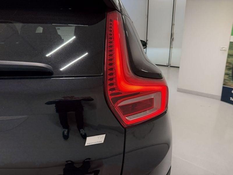 Volvo XC40 Recharge T4 Plug-in Hybrid auto Recharge Core