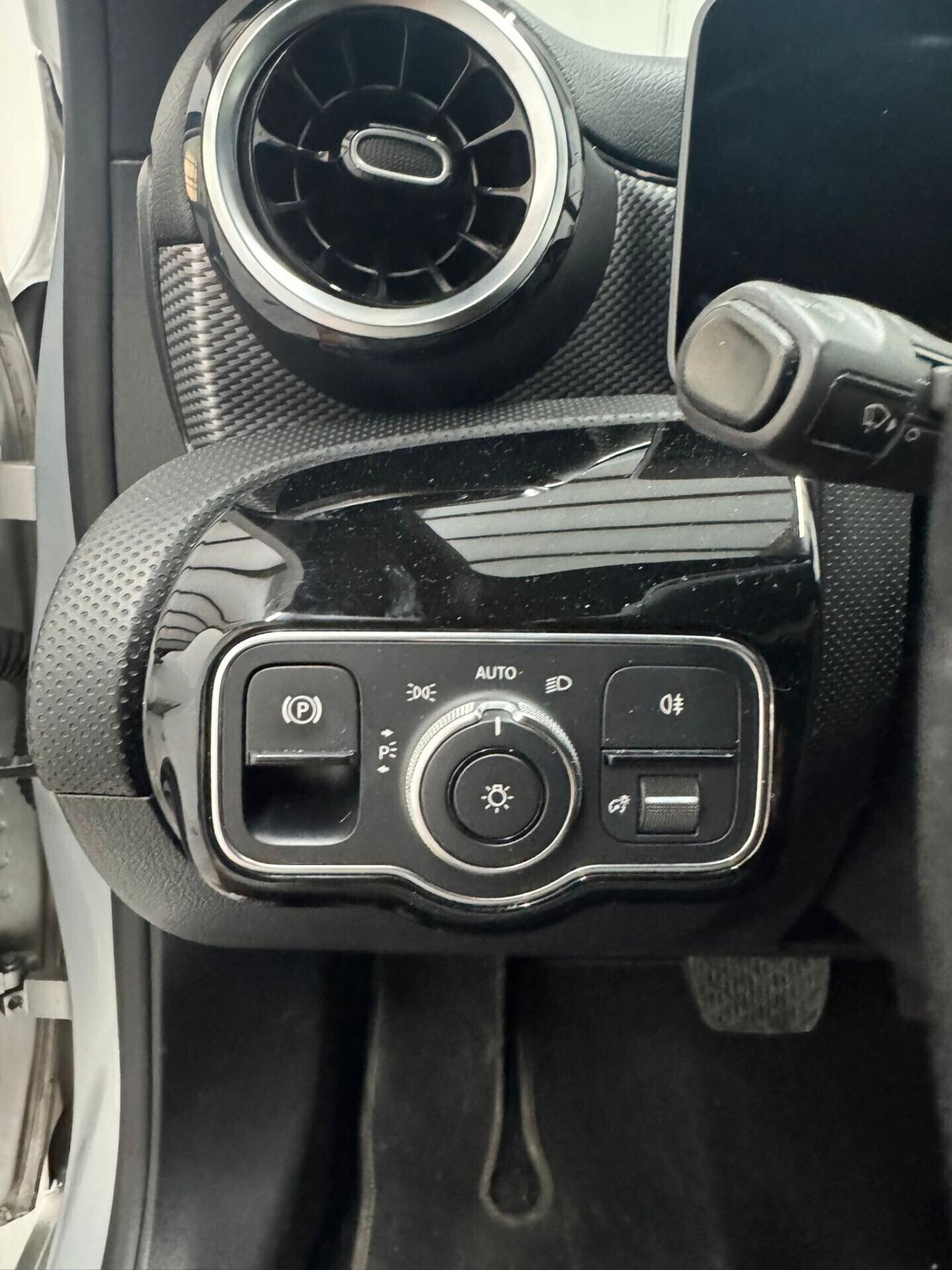 Mercedes-benz A 180 d Automatic Premium