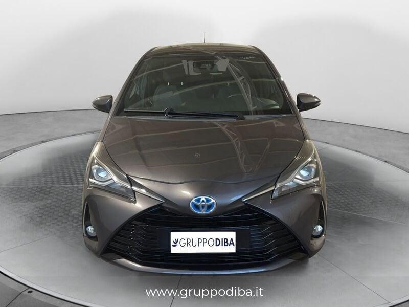 Toyota Yaris III 2017 5p Benzina 5p 1.5h Trend Grey Edition my18