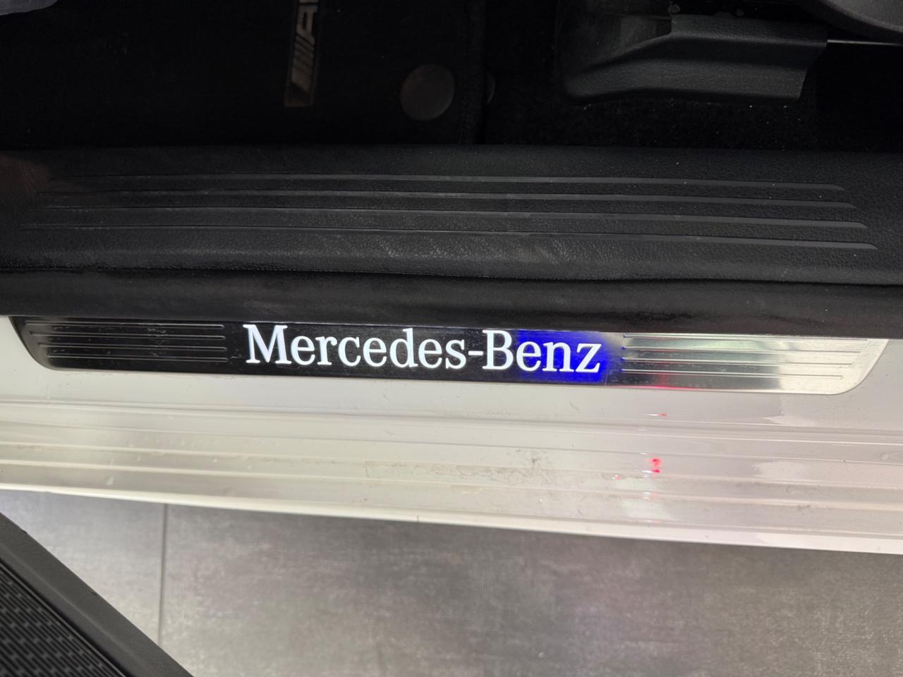 Mercedes-benz A 180 d Premium AMG LINE
