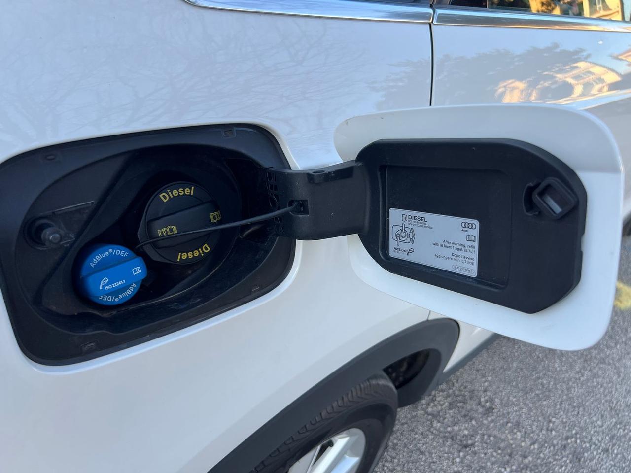 Audi Q3 2.0 TDI #9611