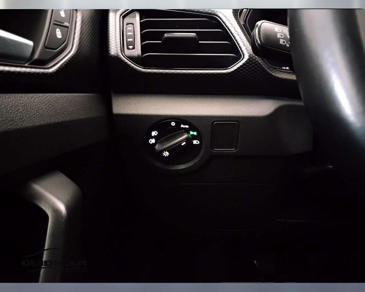 VOLKSWAGEN T-Cross 2019 - T-Cross 1.0 tsi Sport 110cv