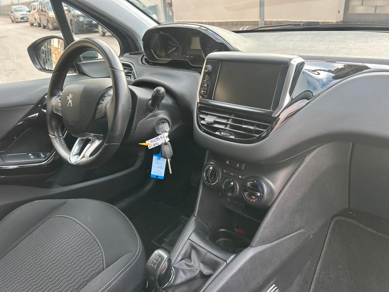 Peugeot 208 PureTech 82 Stop&Start 5 porte Allure