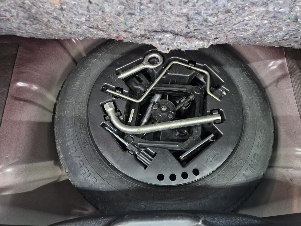 LANCIA YPSILON 1.2 BENZINA 69CV DIVA 100000KM 2011