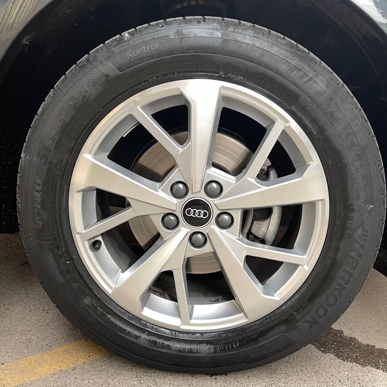 Audi Q3 35 TFSI Business Advanced