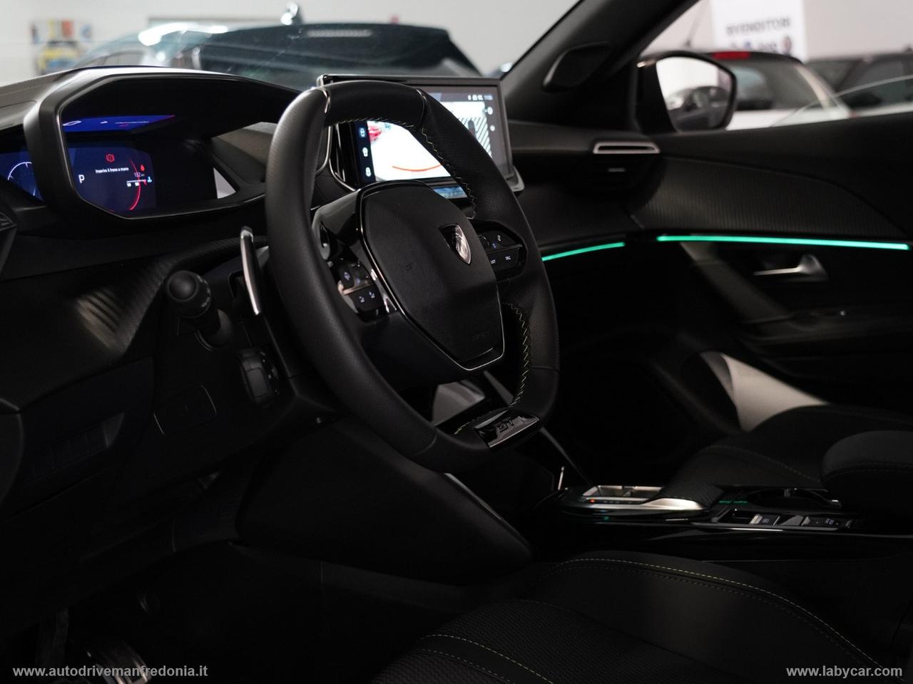 PEUGEOT 2008 Hybrid 136 e-DCS6 GT