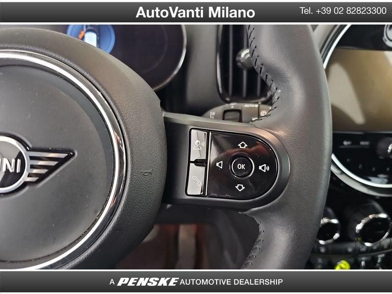 MINI Countryman Plug-In Hybrid Cooper S E Classic 4WD automatica