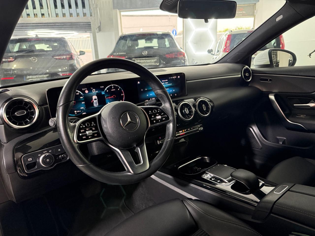 Mercedes-benz A 180 d Automatic Business
