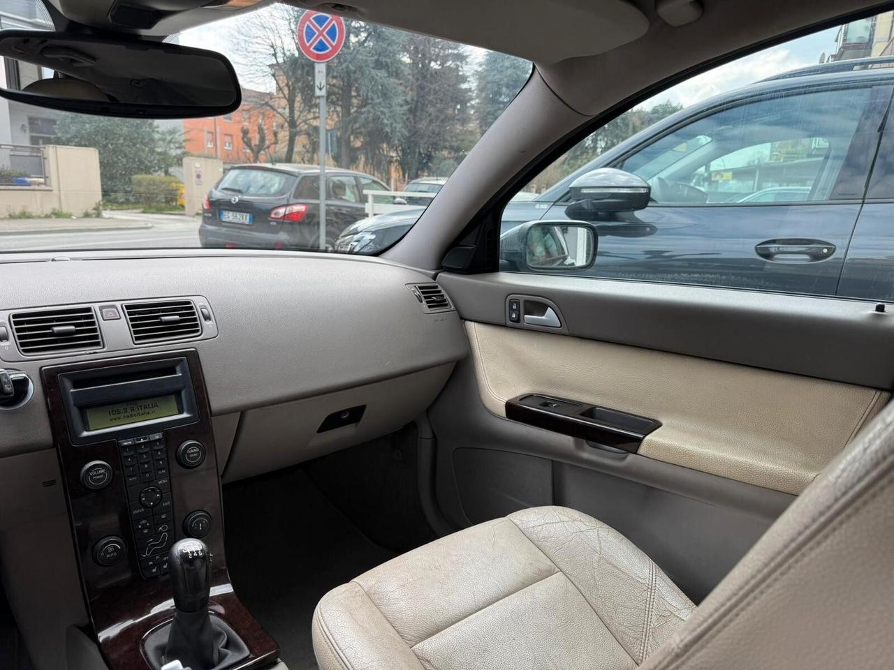 VOLVO V50 2.0 D CAT SUMMUM 136cv