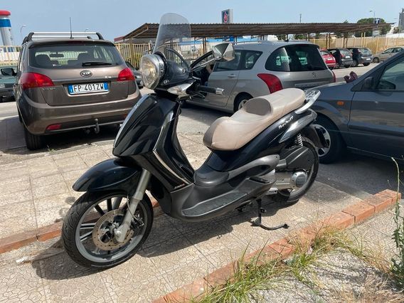 Piaggio Beverly 250 - Moto e Scooter In vendita a Salerno