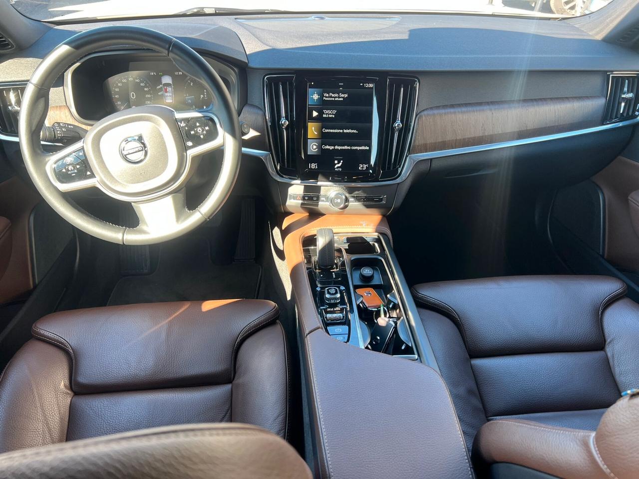 Volvo V90 Cross Country B4 (d) AWD Geatronic Business Pro Line