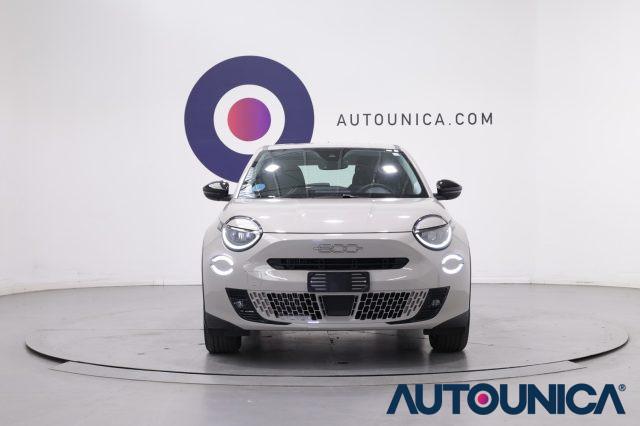 FIAT 600 HYBRID 100 CV DCT MHEV FARI LED