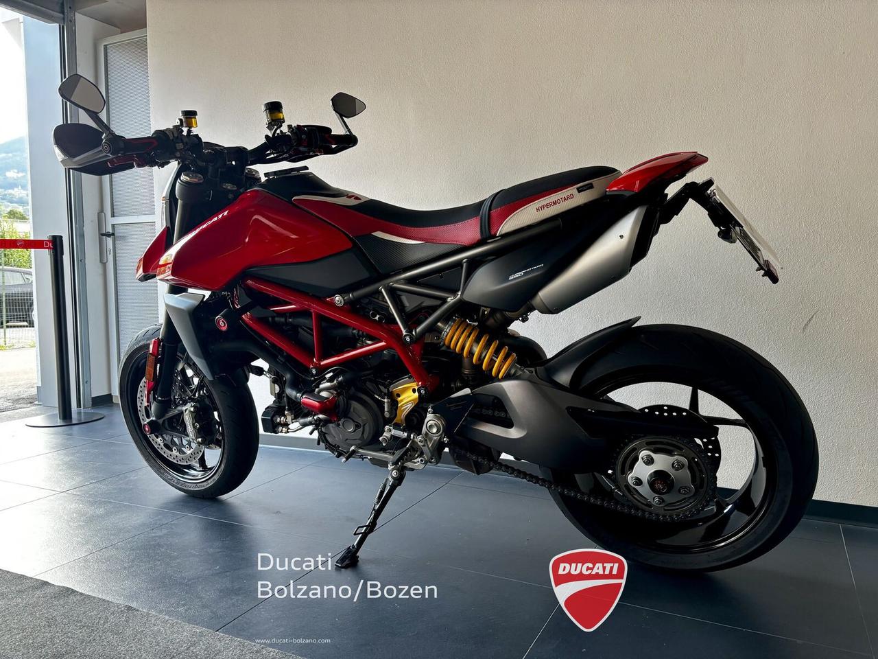 Ducati Hypermotard 950
