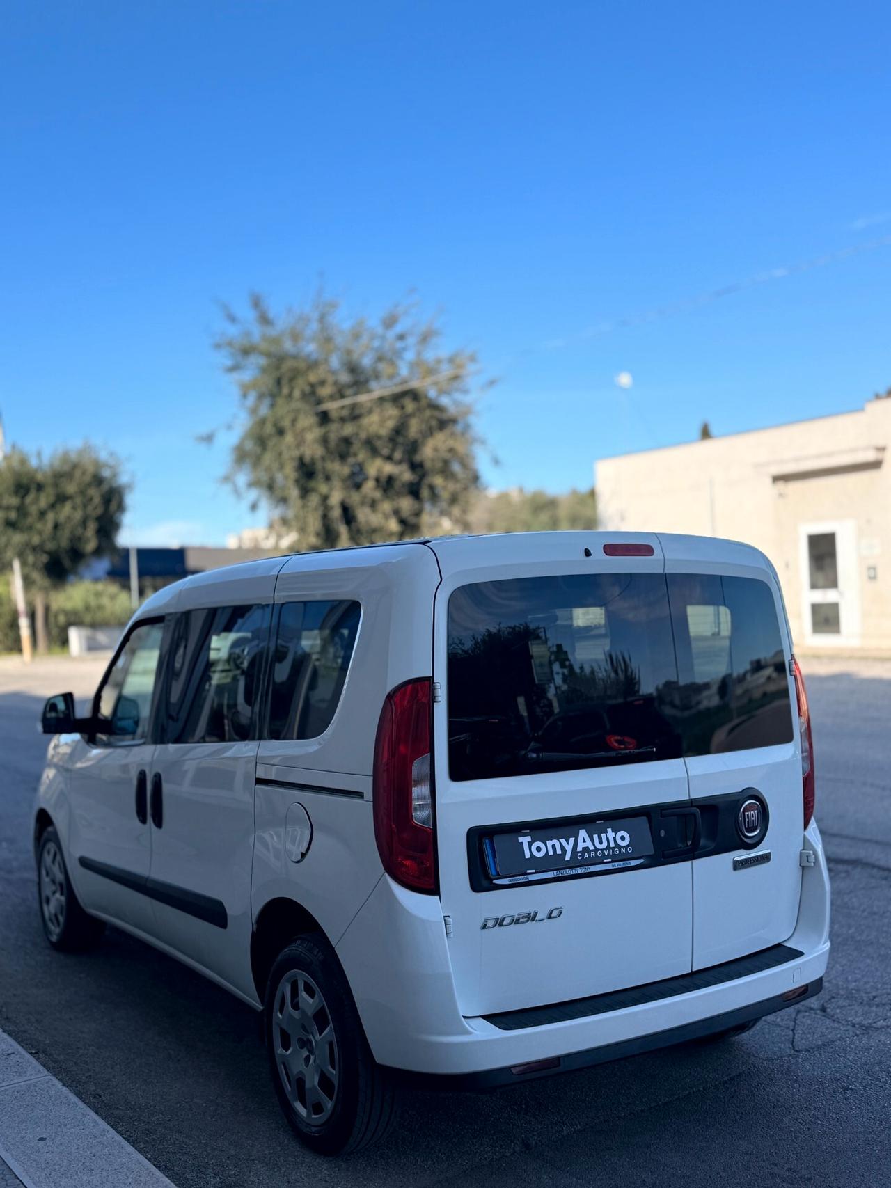 Fiat Doblo 1.6 MJT 16v Lounge N1 5POSTI con NAVI,BLOCK SHAFT,BLUETOOTH,SCHERMO TOUCH