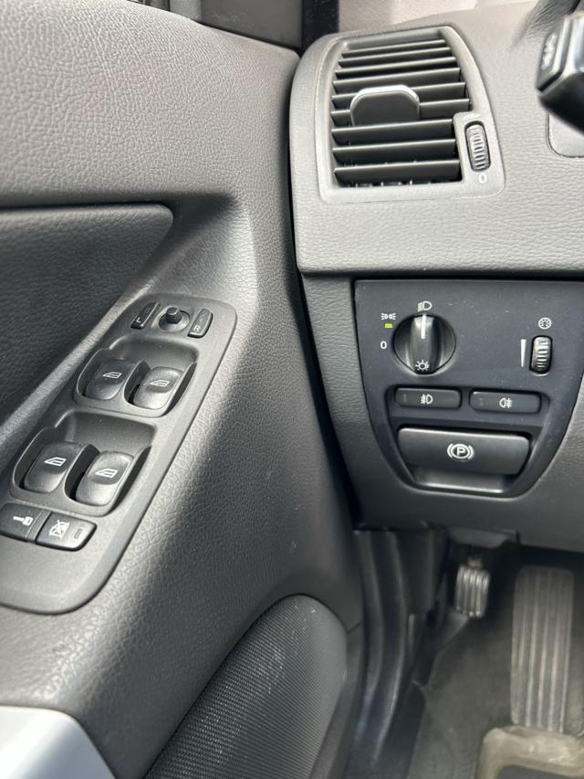 VOLVO XC90 D5 AWD Geartronic Summum