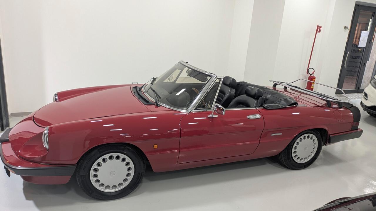 Alfa Romeo Duetto Aerodinamica Spider 1.6