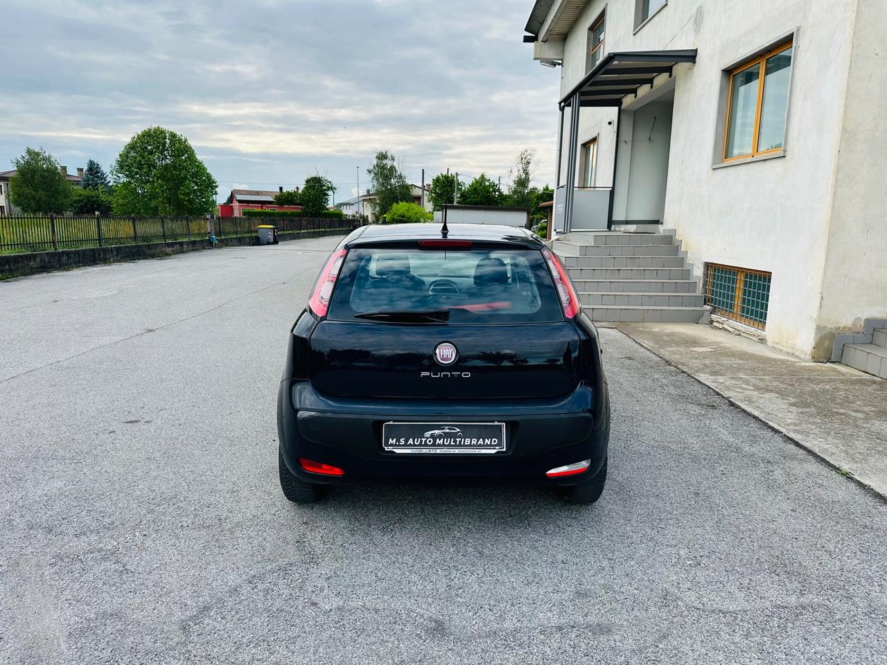 Fiat Grande punto 1.3 mjt 2011 270.000km neo patentati