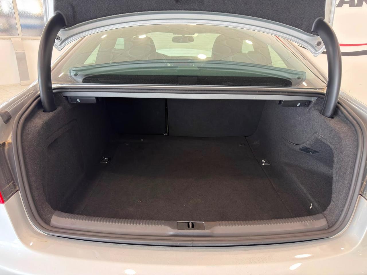 Audi A5 3.0 V6 TDI F.AP. quattro S-LINE 30.000 KM