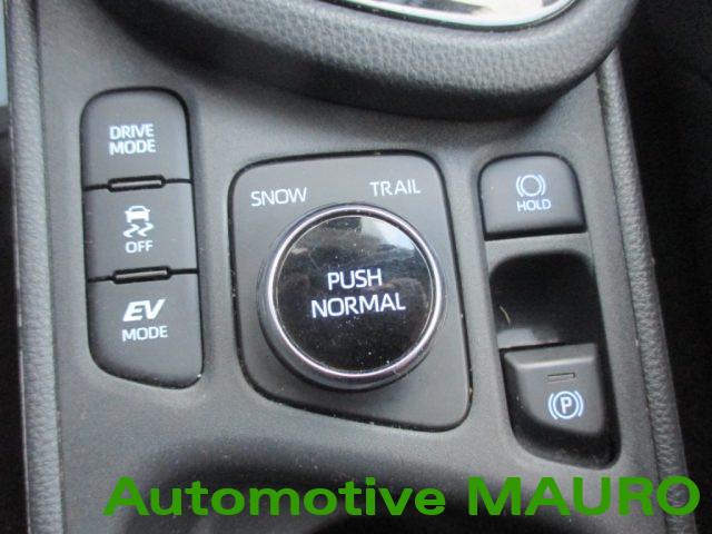 TOYOTA Yaris Cross 1.5 Hybrid 5p. E-CVT AWD-i Adventure