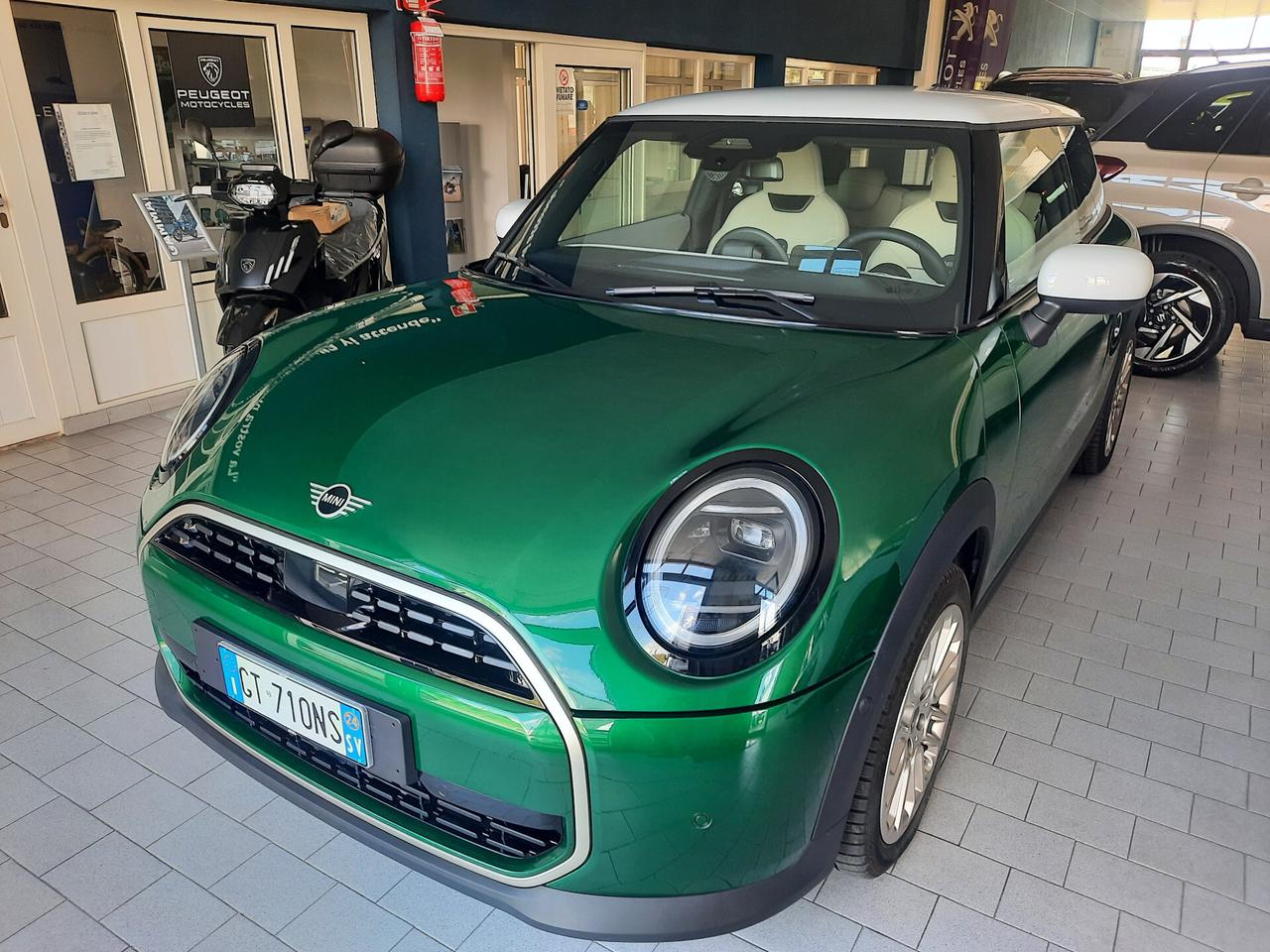 Mini Mini Cooper C Favoured