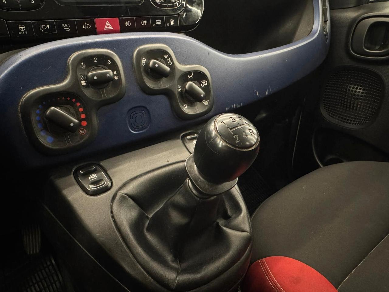 Fiat Panda 0.9-KM CERTIFICATI-PERMUTE-12 MESI DI GARANZIA