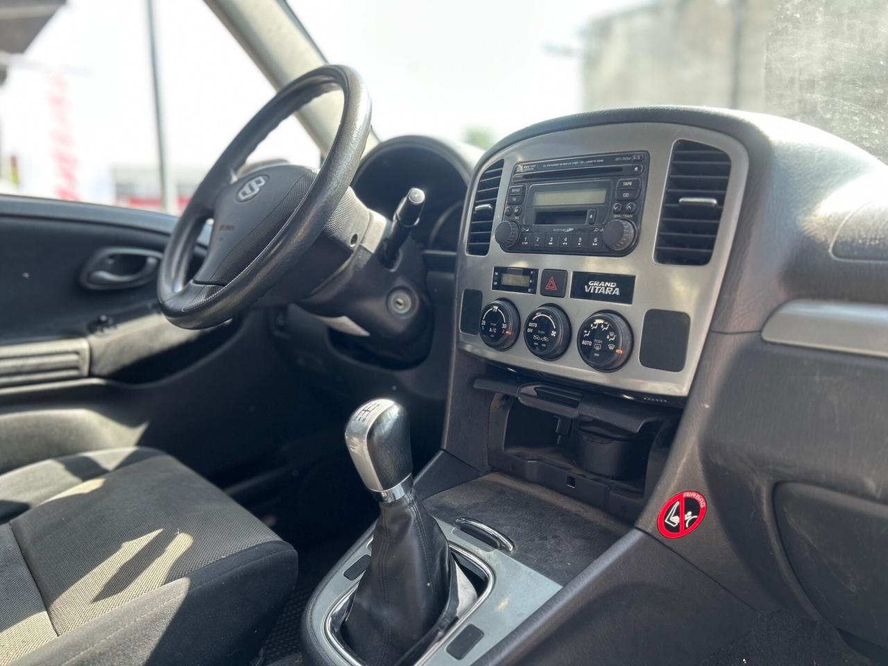 Suzuki Grand Vitara 1.6i 16V cat 3 porte