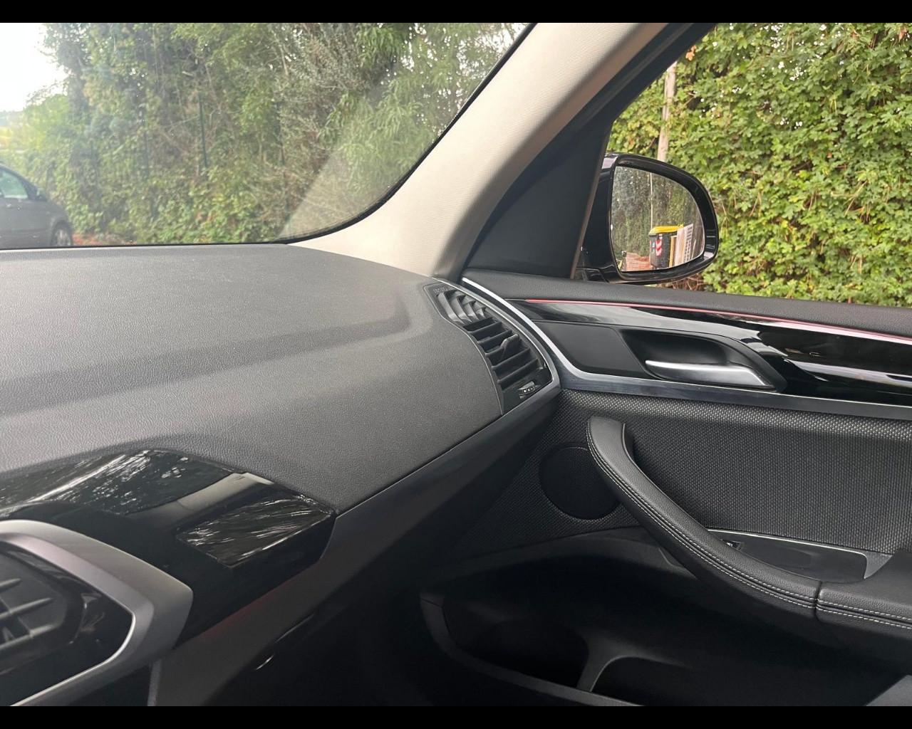 BMW X3 (G01/F97) - X3 xDrive20d xLine