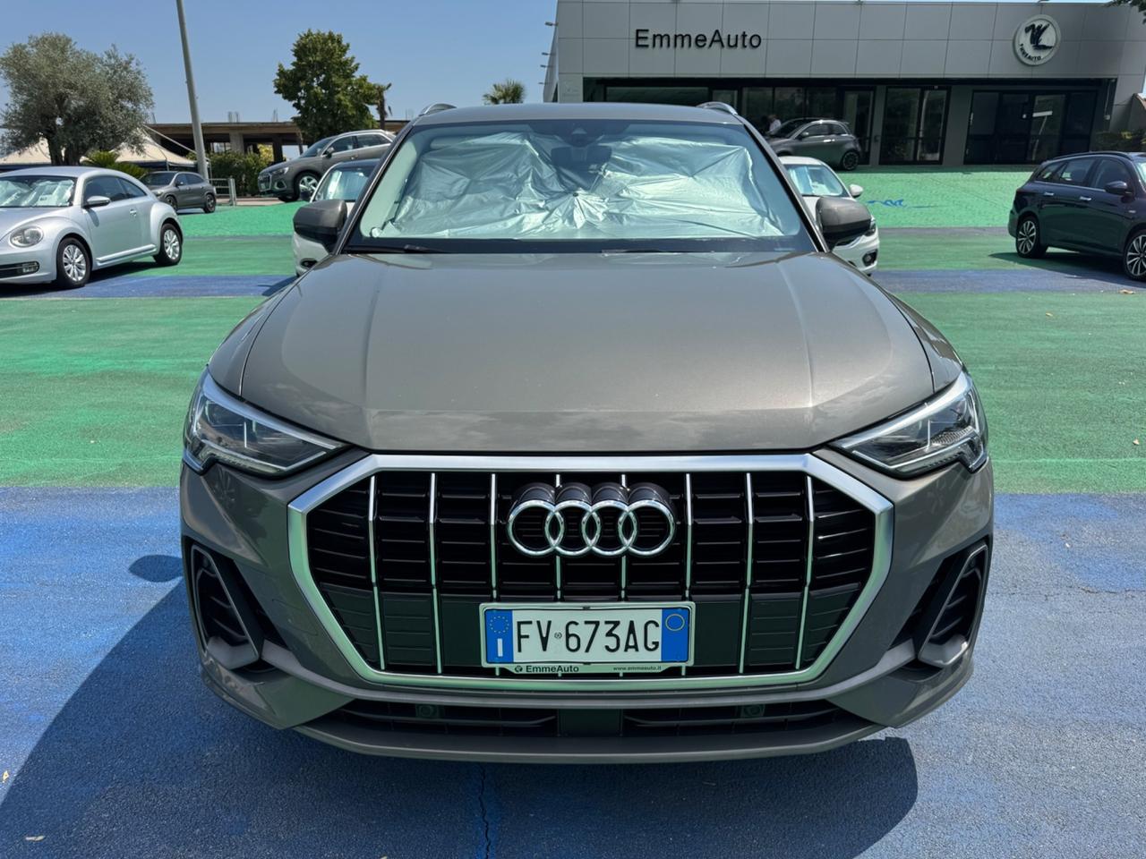 Audi Q3 2.0 TDI 150 CV S tronic line Edition