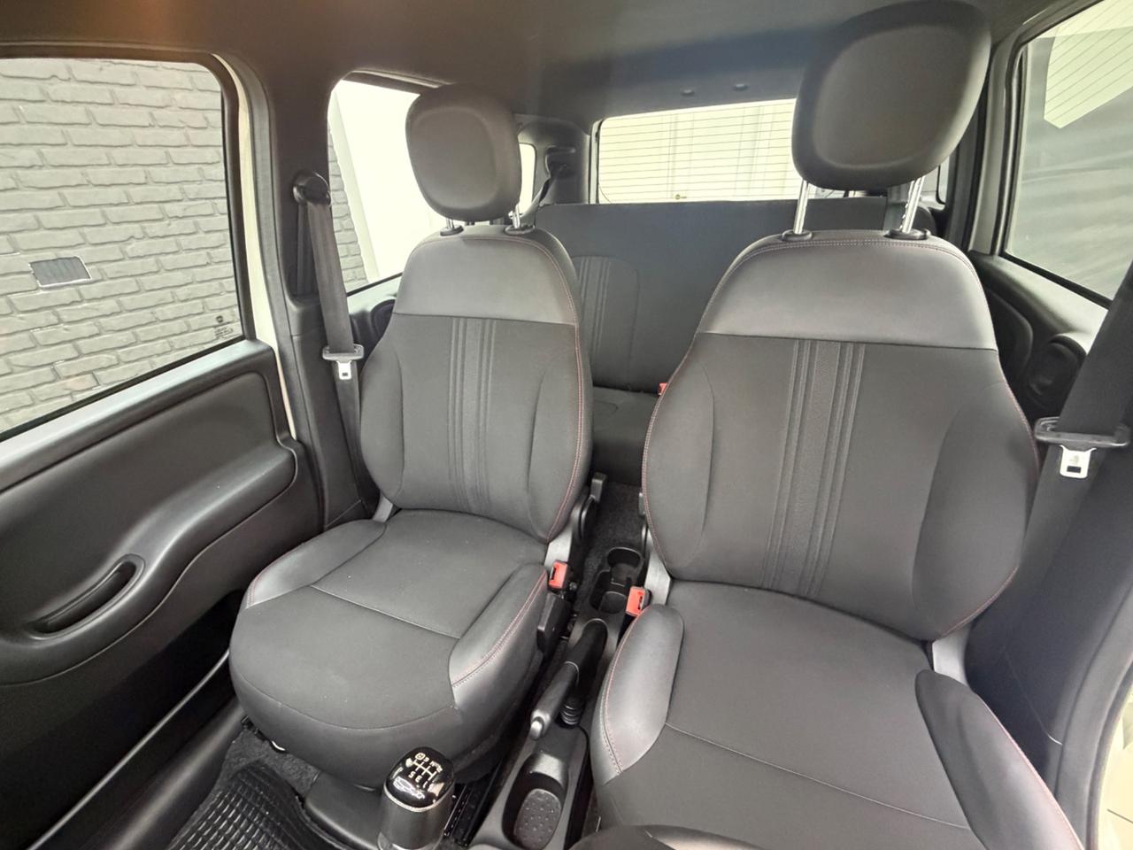 Fiat Panda 1.0 Hybrid SPORT ITA