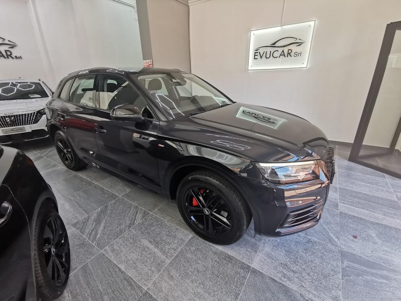 Audi Q5 2.0 TDI quattro S tronic Business Sport