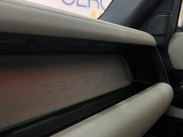 LAND ROVER Defender 110 3.0D I6 200 CV AWD Auto SEda ?599,00