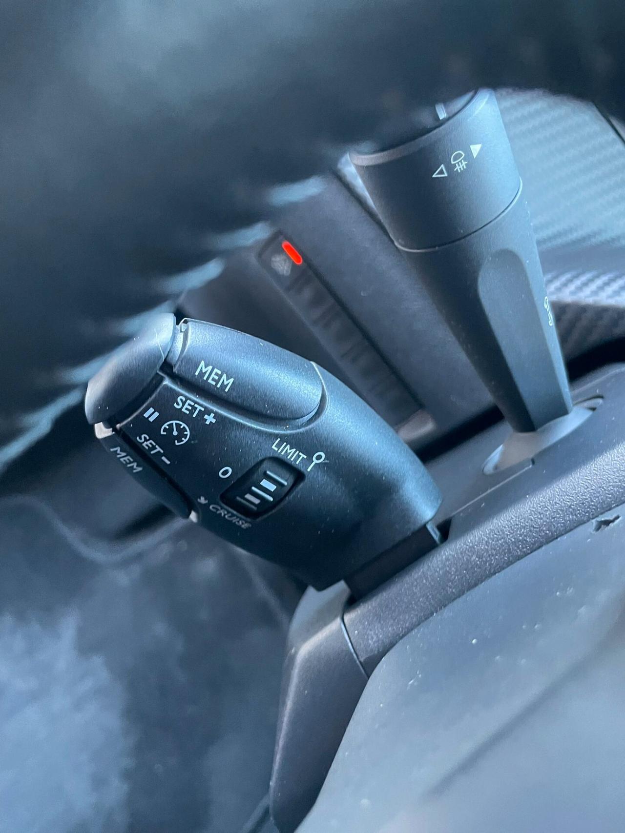 Peugeot 208 PureTech 75 Stop&Start 5 porte Like