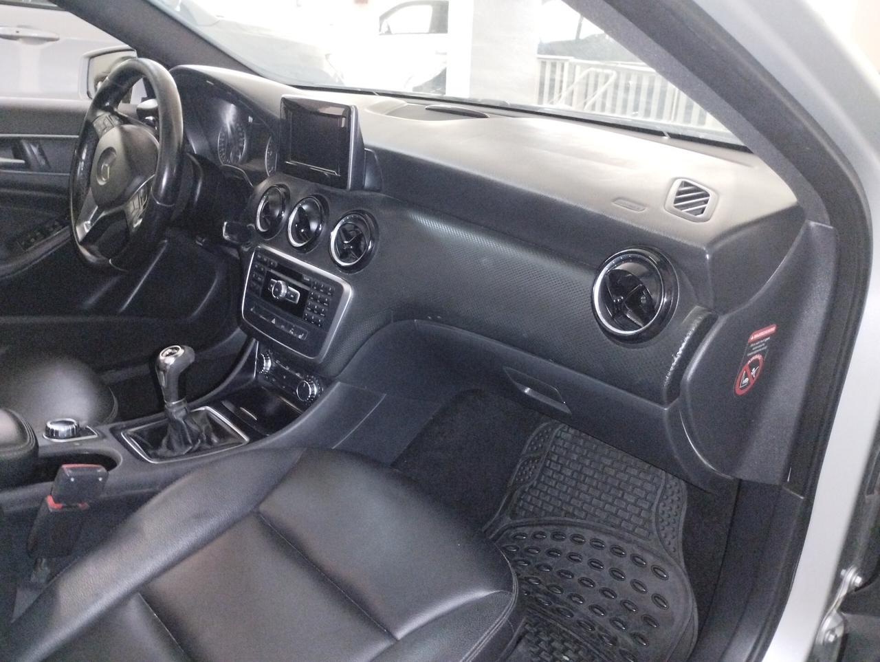 Mercedes-benz A 180 CDI Sport con vetro tetto apribile rotto