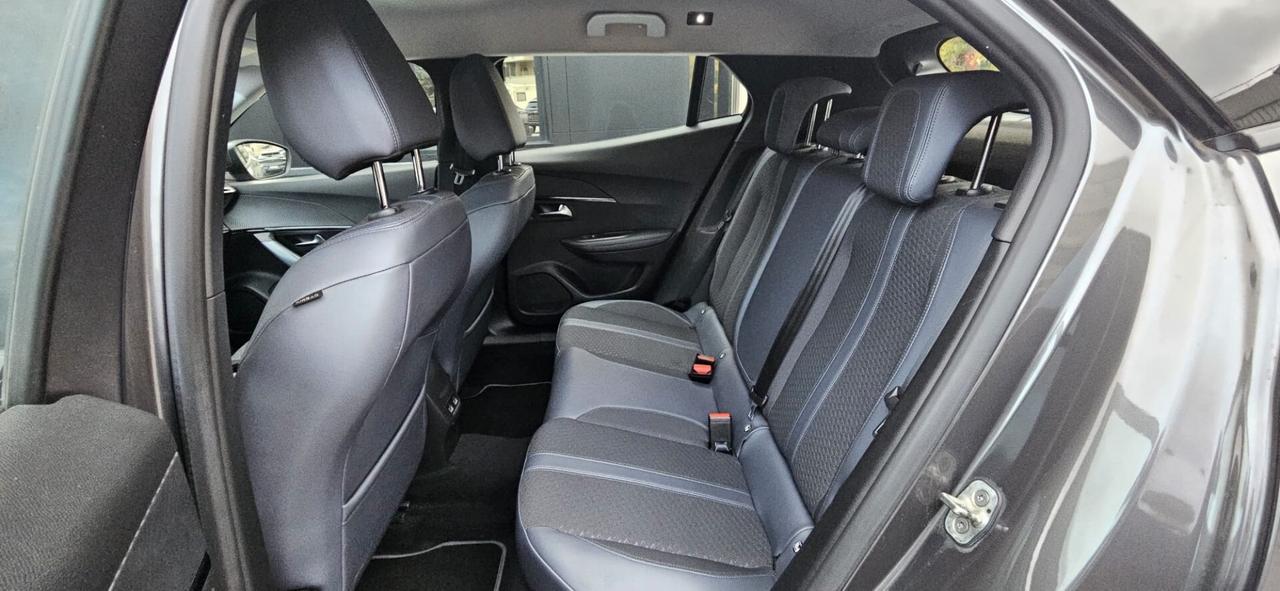 Peugeot 2008 BlueHDi 100 Active X NEOPATENTATI