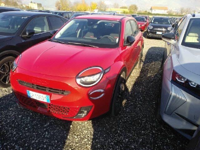 FIAT 600e - RED
